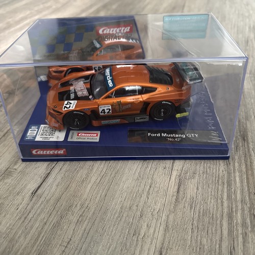 Carrera digital 132 - 30976, ford