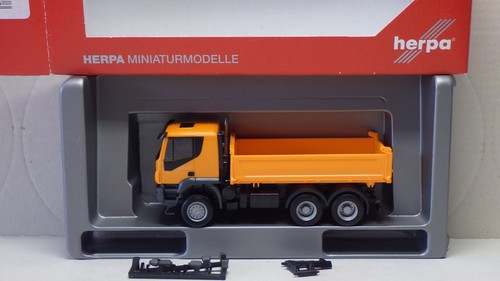 Iveco trakker achs kipper - ,