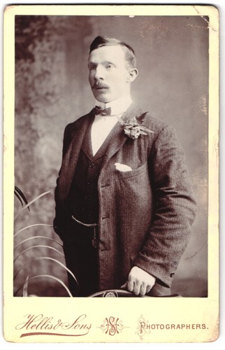 Fotografie hellis sons - &,
