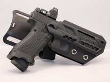 Handgefertigtes Holster für