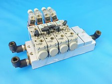 Bosch Ventilblock 4x 0820023029 mit 1 824210245  24V  5/2 Wegeventil  Inkl. MwSt