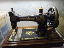 Alte Singer Nähmaschine mit