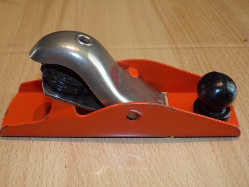 Alter metallhobel lang - 16,