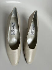 Leder Pumps BRENDA ZARO  Gr. 39 High Heels mit Original Karton / Hochzeit-Schuh