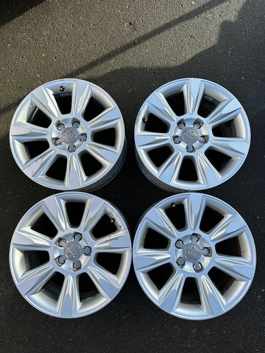 Original audi alufelge 8x17 - 4x,