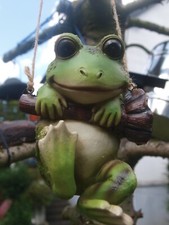 Frosch Deko Figur hängend