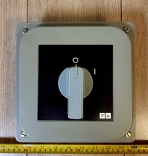 Hauptschalter Paketschalter