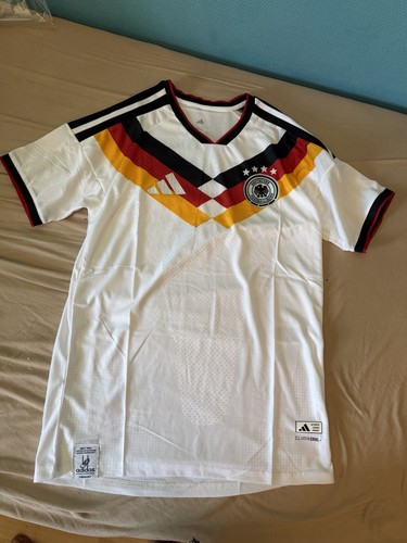 Deutschland trikot neu und - neu,