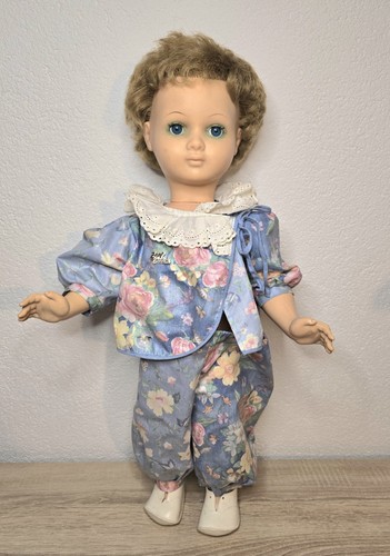 Nette kunststoff puppe bella - nette,