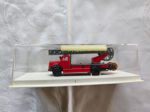 Brekina mercedes benz 311 - mercedes,