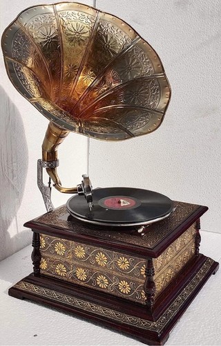 Antikes grammophon voll - antikes, grammophon,