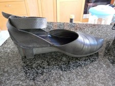 Schöne Schuhe von -TRIPPEN- Gr.40