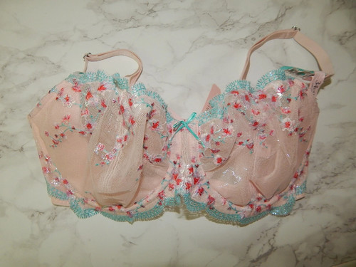 34dd dessous sexy - sexy, victoria