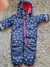 Moderner  Schneeanzug gr.80