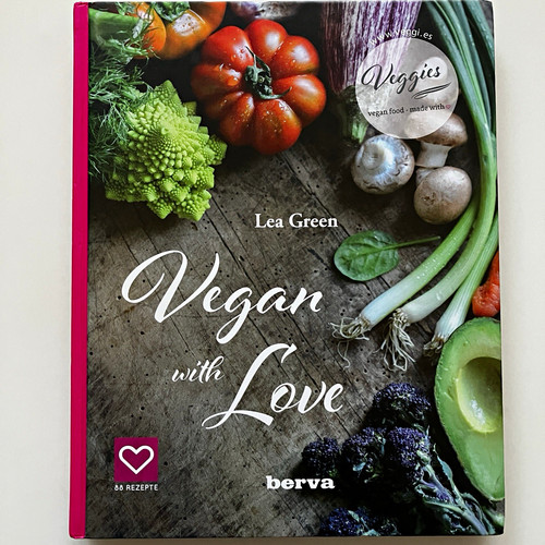 Lea green vegan with love - with,