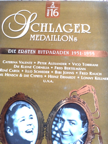 Medaillons von - 4,