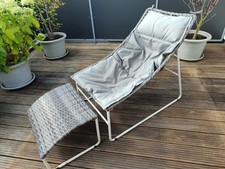 Liegestuhl mit Fußbank und Sitzkissen