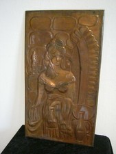 Getriebenes Kupferrelief Frau