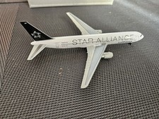 REDUZIERT ! Lufthansa (Star Alliance)Boeing 767-300,OE-LAY, Dragon Wings 1:400  