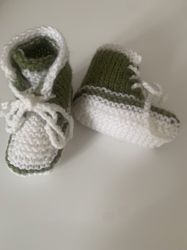 Babyschuhe handarbeit - babyschuhe,