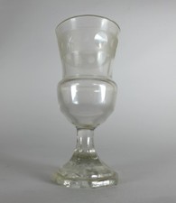 Glas Becher Fußbecher