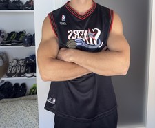 Schwarzes Reebok NBA Los