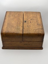 Antiker Korrespondenzschrank