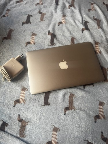 Apple macbook air - macbook,