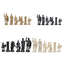 Schachfiguren aus Kunststoff