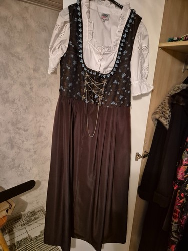 Exklusives dirndl mit - exklusives,