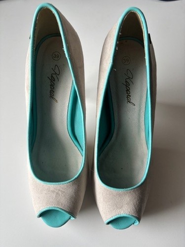 Hellbeige peep toes mit - peep,
