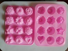 1 Mini Küchlein Silikon-Backform 12fach  Muffin-Cookies, nur noch in rosa 