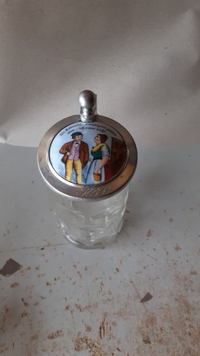Alter glaskrug mit - alter,