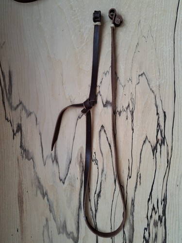 Western tack bosal hanger - -,