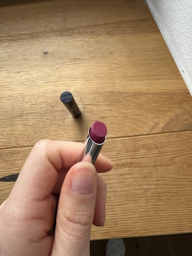 Déesse lippenstift semi - lippenstift, semi-matt