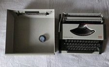 Reiseschreibmaschine AEG OLYMPIA Traveller de Luxe