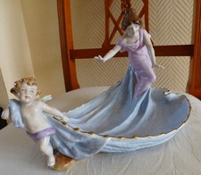 Porzellanschale Figur Mädchen