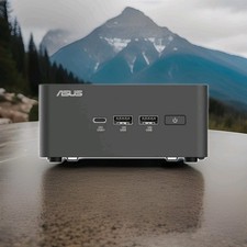 ASUS RNUC15CRHC700009 Barebone