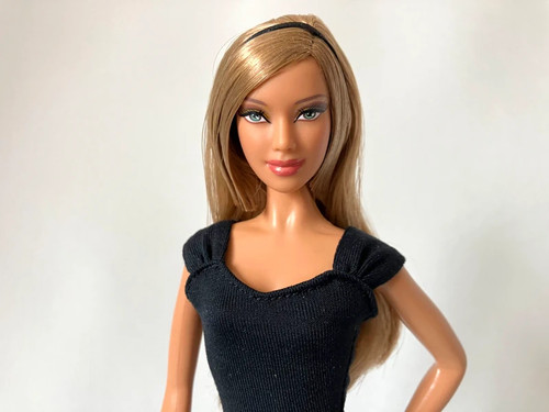 Barbie basics 001 - 12,