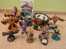 Nintendo Wii Skylanders Set mit Spiel, Portal und 14 Figuren