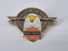 Pin Harley Davidson Born of Pride Sweat and Steel | Anstecknadel Messing | 1989