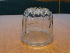 Alte Kleine Puddingform Glas