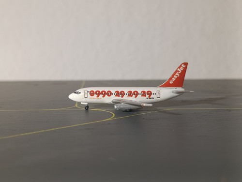 Custom easyjet - custom, (wie