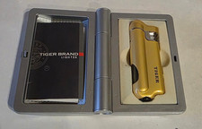 Edles   Sturmfeuerzeug  TIGER goldfarben