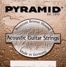 PYRAMID Akustik Gitarre