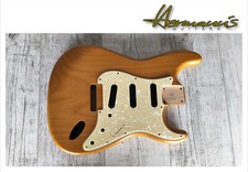 Strat, Stratocaster 11 Loch