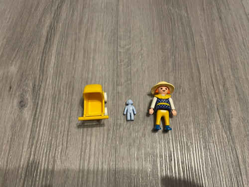 Playmobil mädchen mit puppe - playmobil,