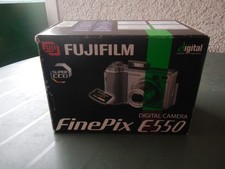 Fujifilm FinePix E550 Digital Compact Kamera 6,3 MP Super CCD Sensor RAW kpl OVP