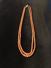 Antike Korallen-Kette, zweireihig, echte Korallen, ca. 28 g., ca. 46 cm.