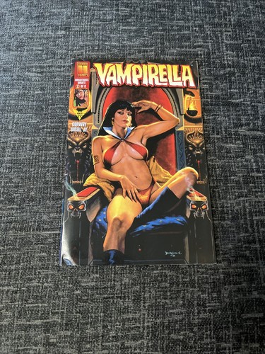 Vampirella monthly nov - -,